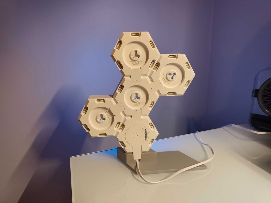 Luz LED Hexagonal – Iluminação Decorativa Modular