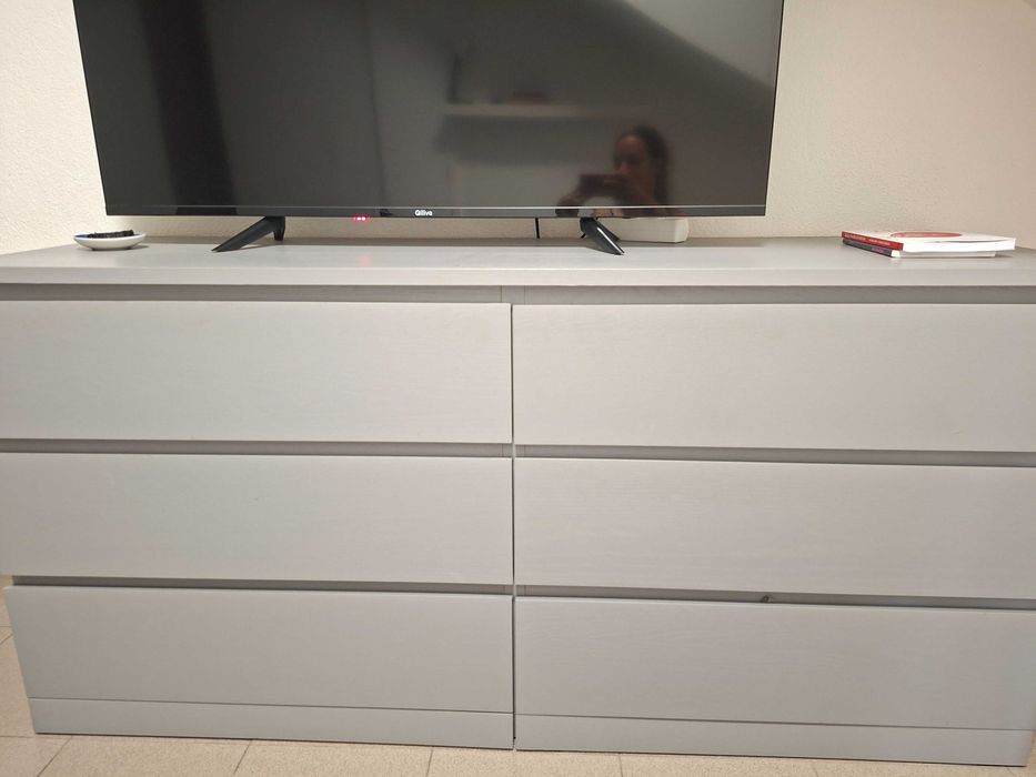 Cômoda Malm Ikea