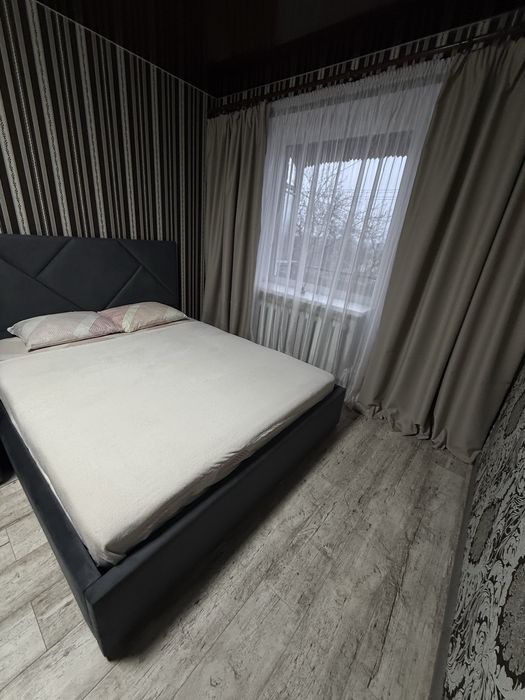 Квартира подобово в центрі міста з євроремонтом