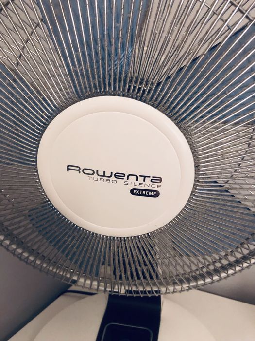 Ventoinha Rowenta Turbo Silence Extreme.