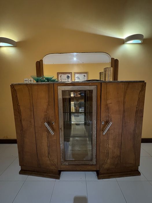 Par de Aparadores Estilo Art Decó