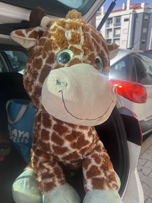 Girafa peluche grande