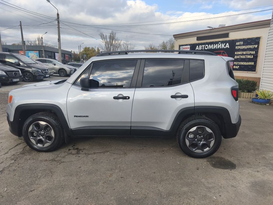 Jeep renegade 2.4 газ бензин полный привод автомат