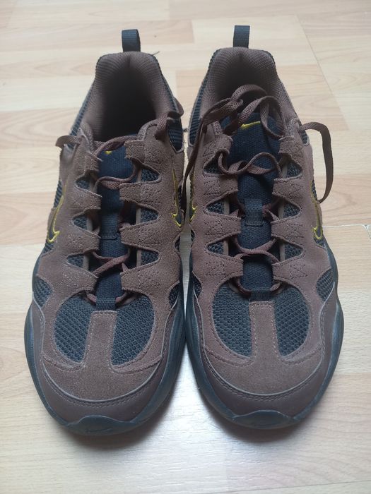 Ténis  Nike Hera Tam 42,5