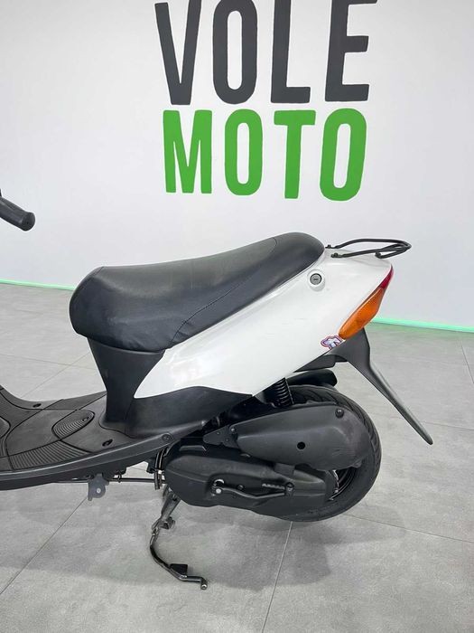 Скутер Suzuki Lets 3