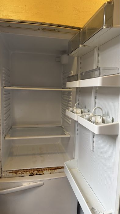 Холодильник б/у Самовывоз Белгород-Днестровский