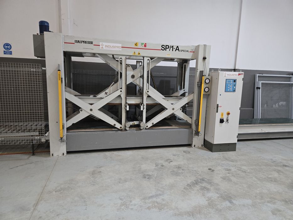 Italpresse SP/1-A — Prensa Hidráulica automatica Caixotes
