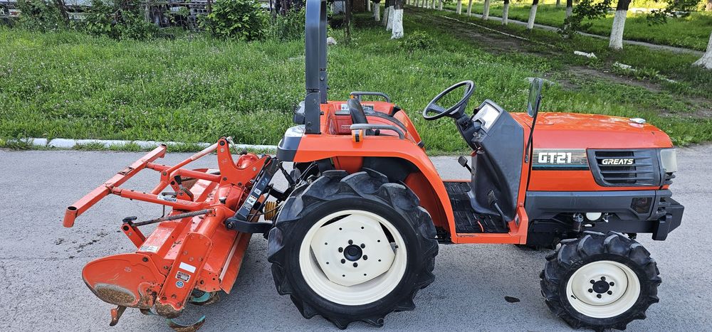 Kubota GT21 Мінітрактор Трактор