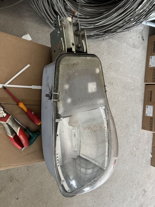 Lampa ELGO sodowa żarówka  moc 70 W