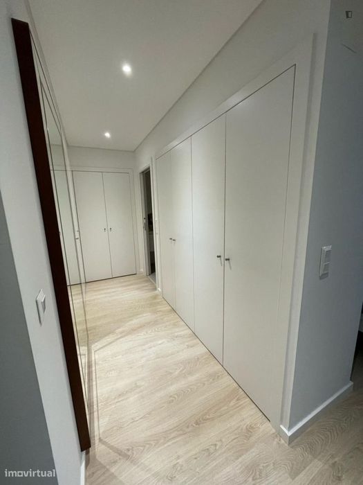 Quarto - localizado em Lumiar Lisbon