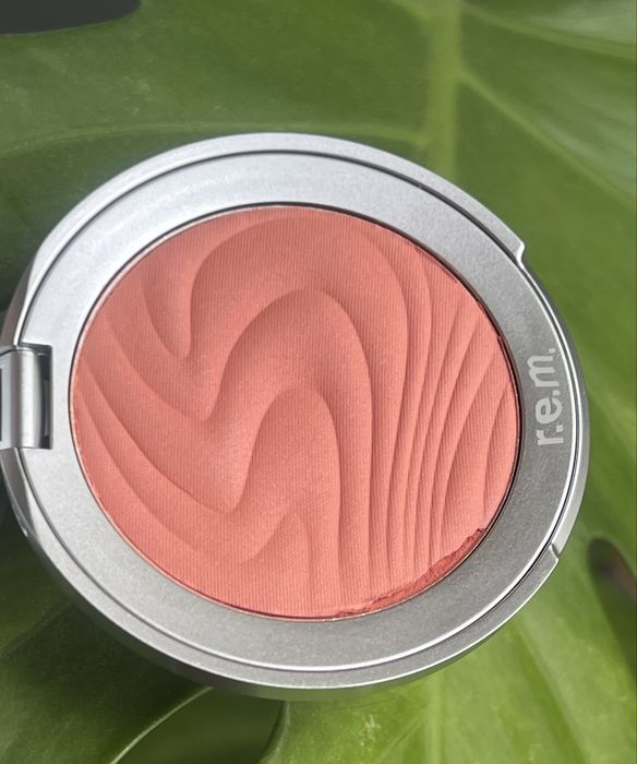 Róż r.e.m. beauty blush Peach Planet