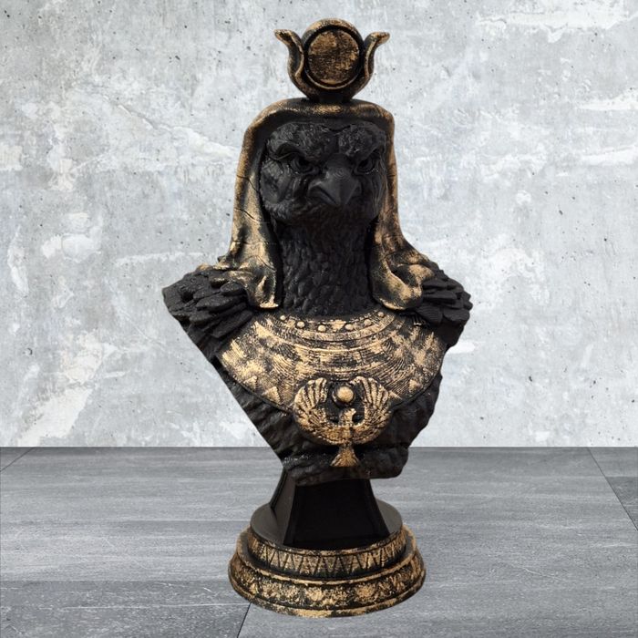 Статуетка давньоєгипетського бога Ра