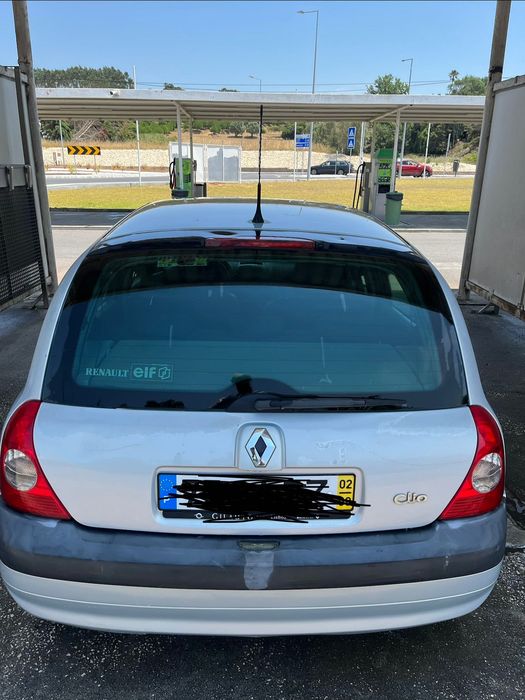 Carros Clio 2002