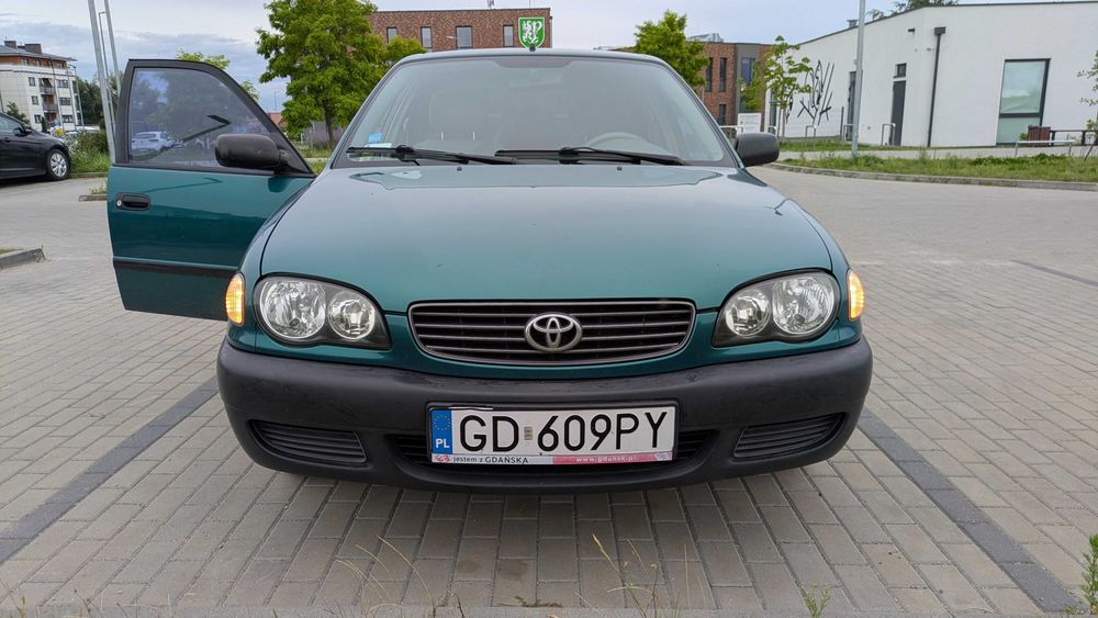 Corolla E11 1.4 VVT-i liftback Terra