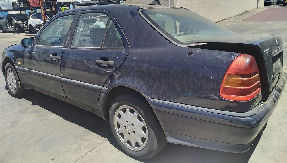 Para peças MERCEDES-BENZ Classe C (W202)