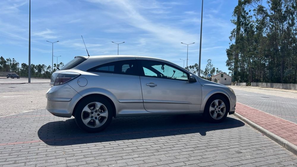 1550€ APENAS HOJE e AMANHÃ (DIA 2 e 3) Opel Astra 1.3 cdti