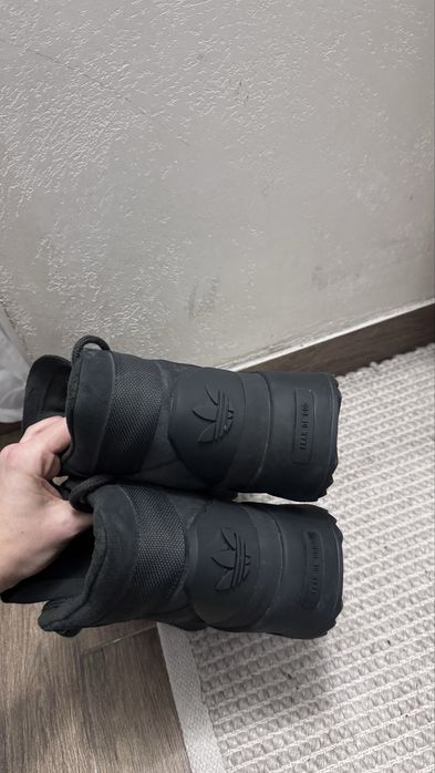 Черевики Fear of God Athletics x adidas Los Angeles Hiker Carbon — zdjęcie 3