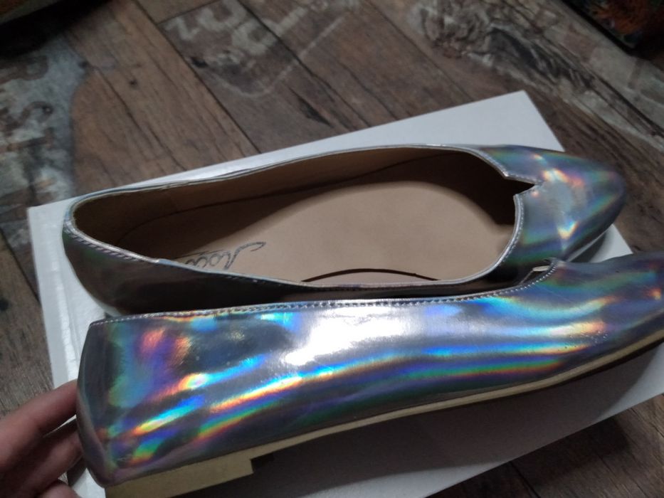 Nowe błyszczące baleriny skórzane roz 41