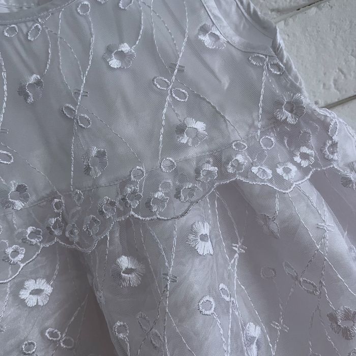 68cm sukienka wizytowa biała do chrztu, chrzest. Ubrana 1 raz.