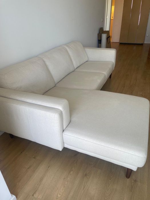 Sofá chaise longue beje - Gato Preto