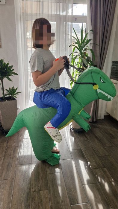 як приборкати дракона Надувний новорічний костюм