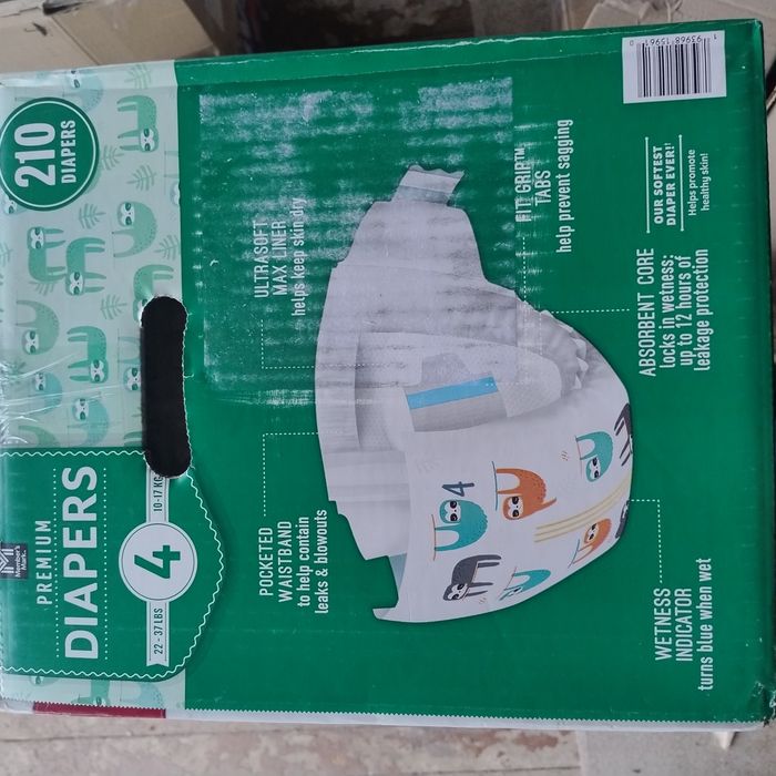 ТОП підгузники Premium Members Mark Diapers 4 210 шт. США
