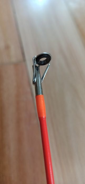 Cana spinning, teste: 30-60g.
 "Caperain"