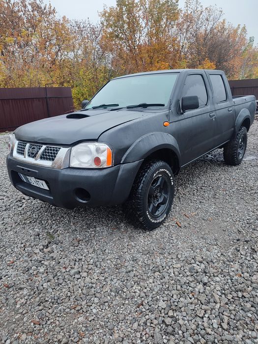 Продам Nissan Navara 2005р