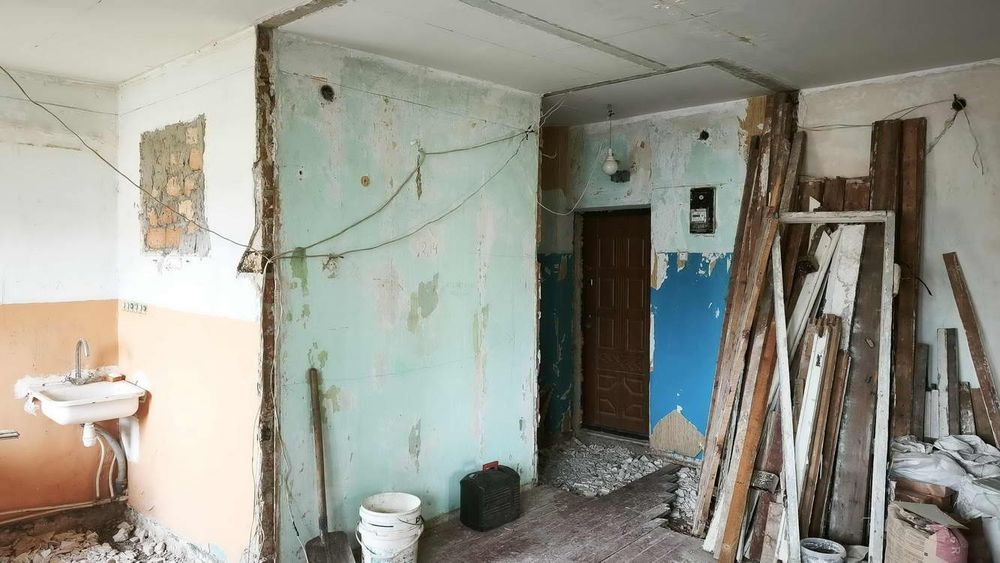 Продається 2-кім. квартира з автономним опаленням в цегляному будинку по вул.Б.Хмельницького, 43 в м.Калуш