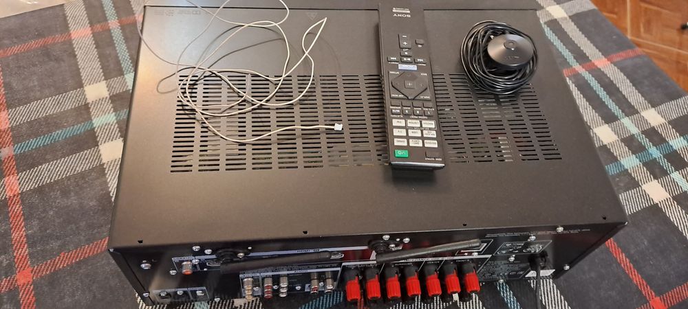 AV receiver SONY