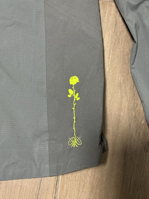 Куртка вітровка  Dynafit розмір S