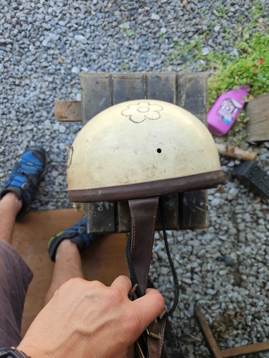 Kask PRL orzeszek
