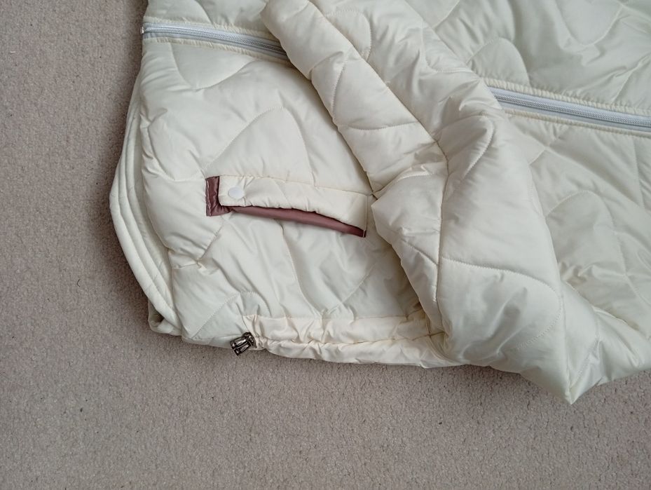 Курточка  жіноча