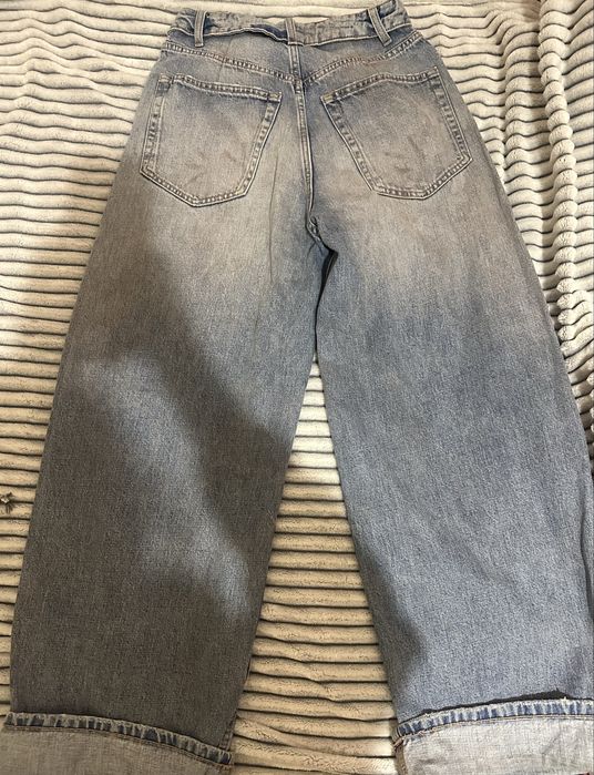 Джинси zara,s-m.