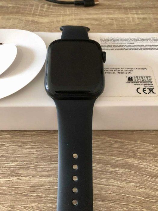 Смарт-годинник Apple Watch 7 45mm Midnight + великий набір ремінців