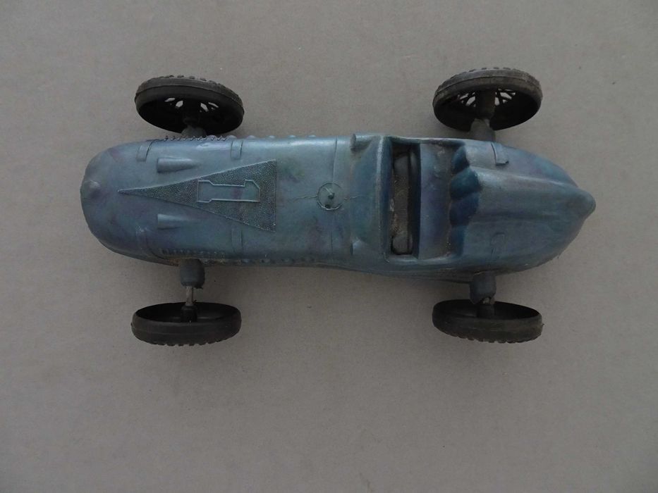 Antigo brinquedo português carro em plástico