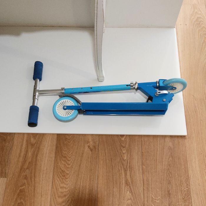 Trotinete de Criança

Trotinete de criança em muito bom estado. 

Ida