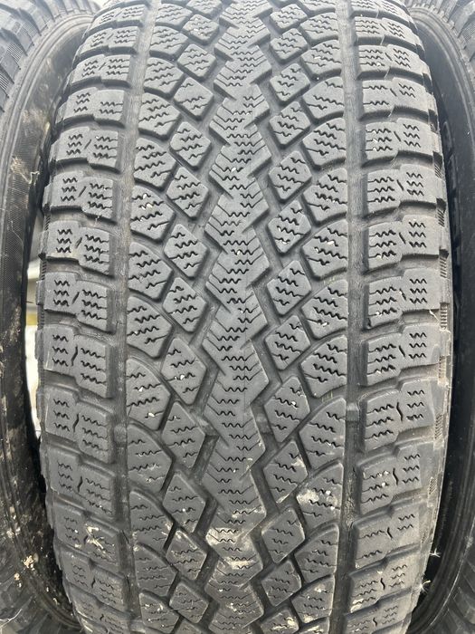 Продам шини YOKOHAMA 265/60 R18 4шт