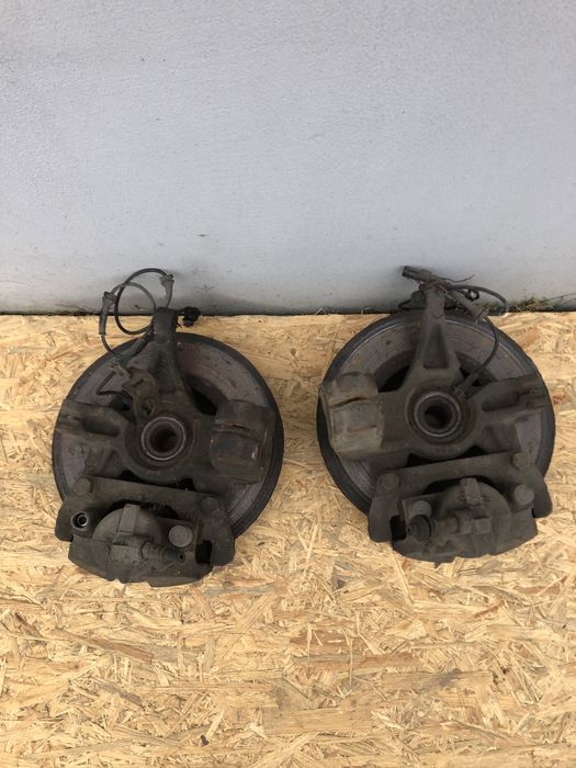 Ступиці в зборі з дисками рено меган 2