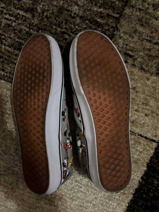 Vans Slip-On x Disney 42 б/у