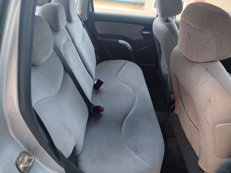 Citroen C3 1.1i 2004 Ac/Je/Bom estado geral