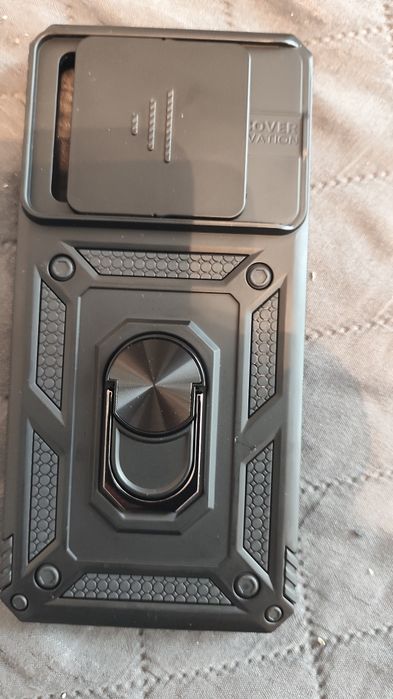 Sprzedam etui 14 T PRO