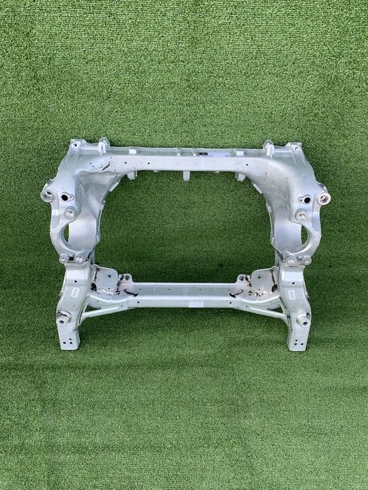 Підрамник передній Мерседес Mercedes EQC w293/n293