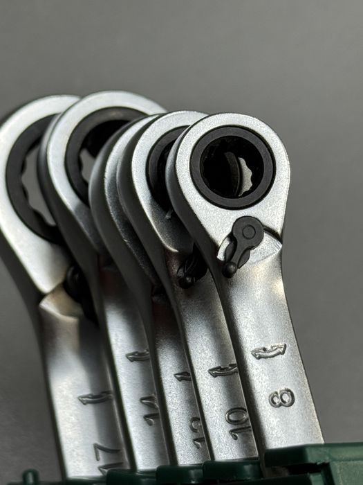 Набір рожково-накидних ключів Parkside з перемикачем