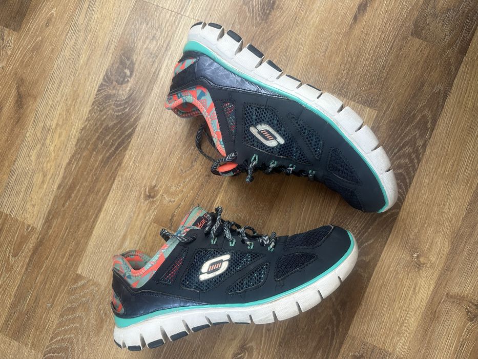 Кросівки Skechers p38/39