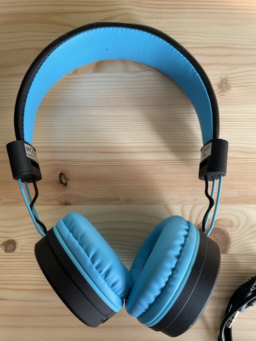 Wireless Bluetooth Headphones64752120130050121