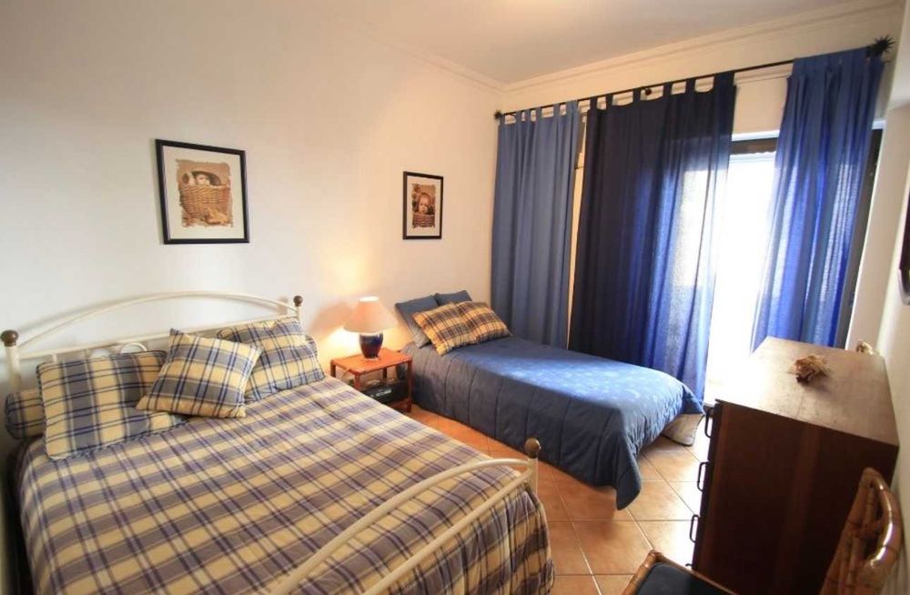 Apartamento T2 a 50 metros da praia com vista mar