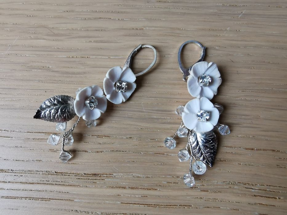 Kolczyki ślubne kwiatuszki