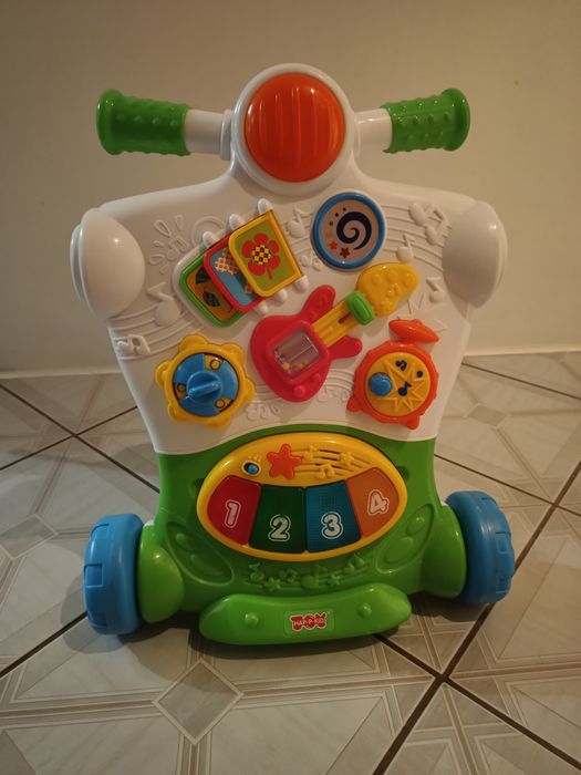 Smiki muzyczny chodzik, pchacz, jeździk