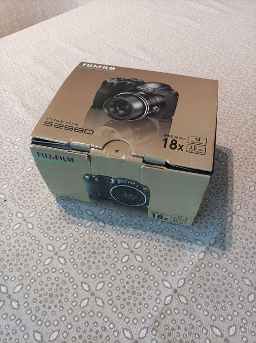 Máquina fotográfica Fujifilm Finepix S2980
